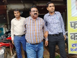 रिश्वत लेते पटवारी रंगेहाथ गिरफ्तार, एसीबी की बड़ी कार्रवाई