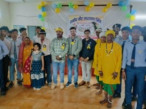 शहीद वीर नारायण सिंह की स्मृति में हुए विविध आयोजन