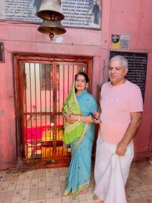 कुलपति डॉ. लवली शर्मा ने किया रुख्खड़ स्वामी मंदिर में दर्शन