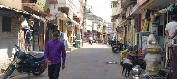 कोरोना का कहर: खैरागढ़ में 13 दिन में 9 गुना बढ़े मरीज&hellip; प्रदेश में टूटा मौत का रिकॉर्ड&hellip; एक ही जिले में 15 मौत सहित 33 की गई जान