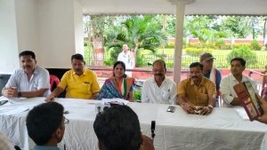 राजनीति : यशोदा ने साधा विक्रांत पर निशाना,पूछा - 15 साल में ख़ैरागढ़ के लिए क्या किया ?&nbsp;