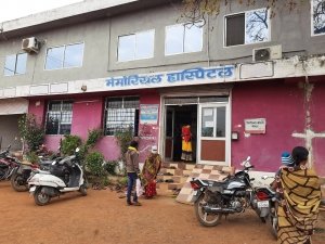 CAF जवान की शिकायत: दवा की पर्ची में न डॉक्टर का नाम, न हस्ताक्षर&hellip; रुपए लिए, रसीद नहीं दी&hellip; सिर्फ उगाही कर रहा खैरागढ़ का अस्पताल