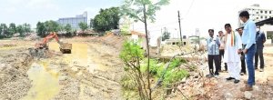 मंत्री डहरिया ने शताब्दी नगर डबरी तालाब का किया निरीक्षण
