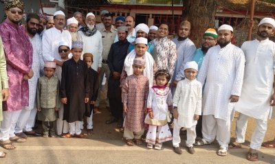 मुल्क के अमन चैन और खुशहाली की दुआ के साथ हर्षोल्लासपूर्वक मनाई गई ईद