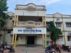 57 में से 33 कार्य तरुण सिंह को,अथर्व एसोसिएट को 5 व हक इंटरप्राइजेस को 1 से करना होगा संतोष&nbsp;