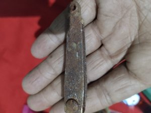 भ्रष्टाचार: दुगने कीमत पर खरीदे जंग लगे नेलकटर व खाली टॉयलेट क्लीनर के डिब्बे